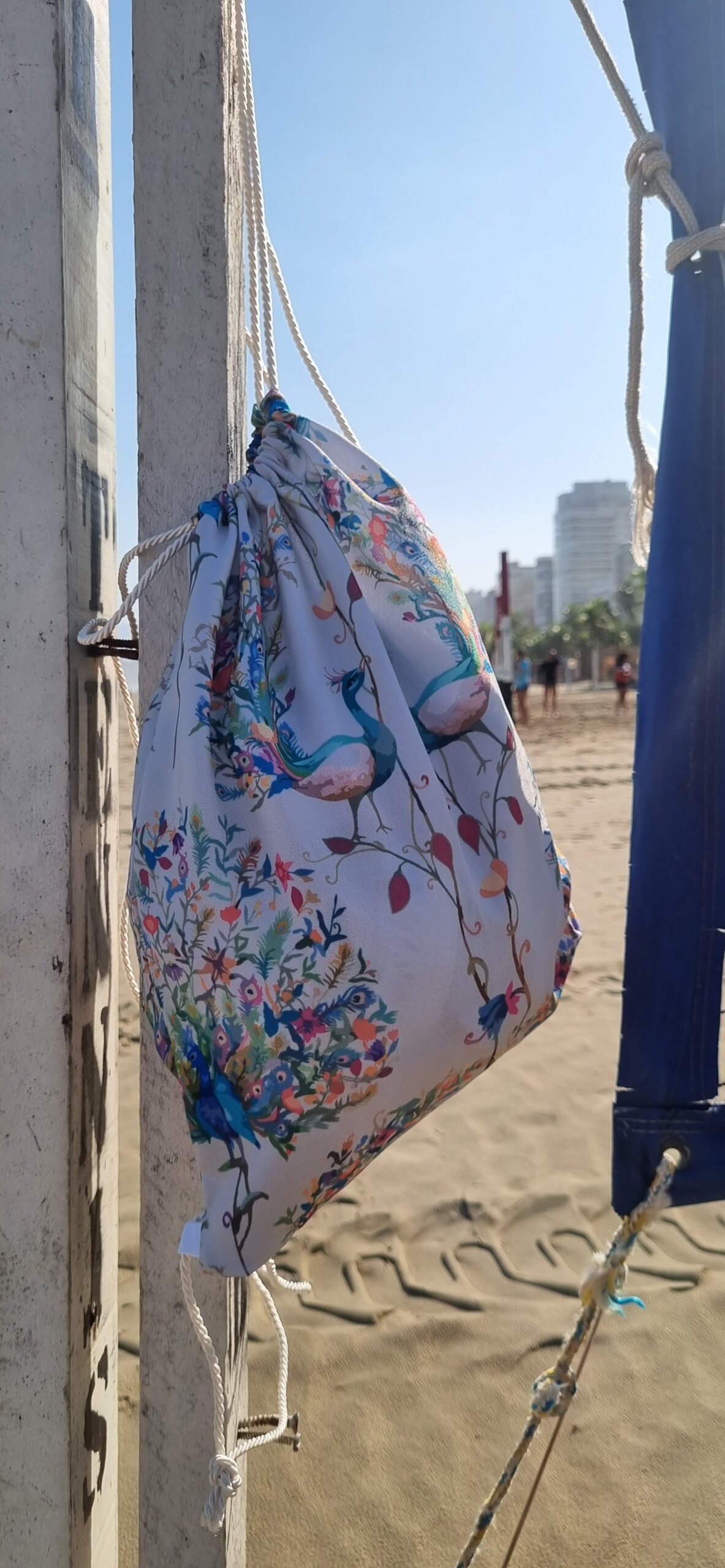 Kit Leve Brisa – Canga com Sacochila – Pavão